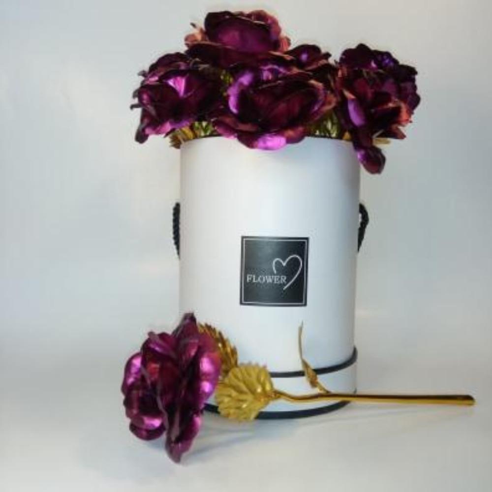 Galaxy Rose One Dozen 12 Flower Arrangement Round Suede Box & 3D Pop Up Gift Card