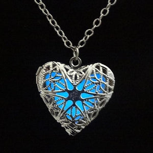 Eternal Heart Bundle Necklace & Earrings Glows In The Dark